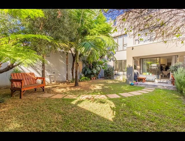 1 BEDROOM APARTMENT FOR SALE IN DOUGLASDALE